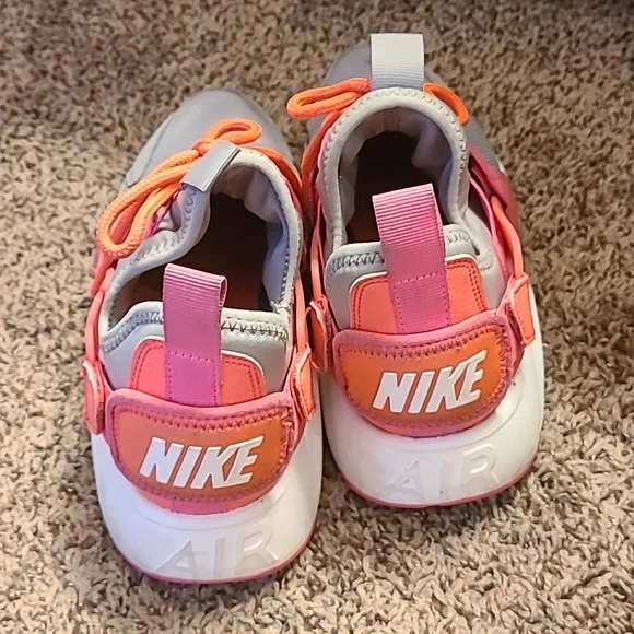 Womens Nike Air Huarache City Low Shoes - Picture 4 of 7